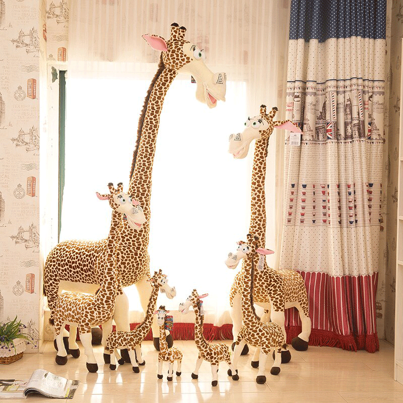 عروسک زرافه ماداگاسکار